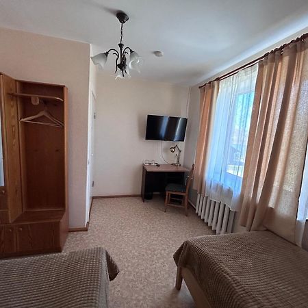 Radi Hotel Broceni Ngoại thất bức ảnh